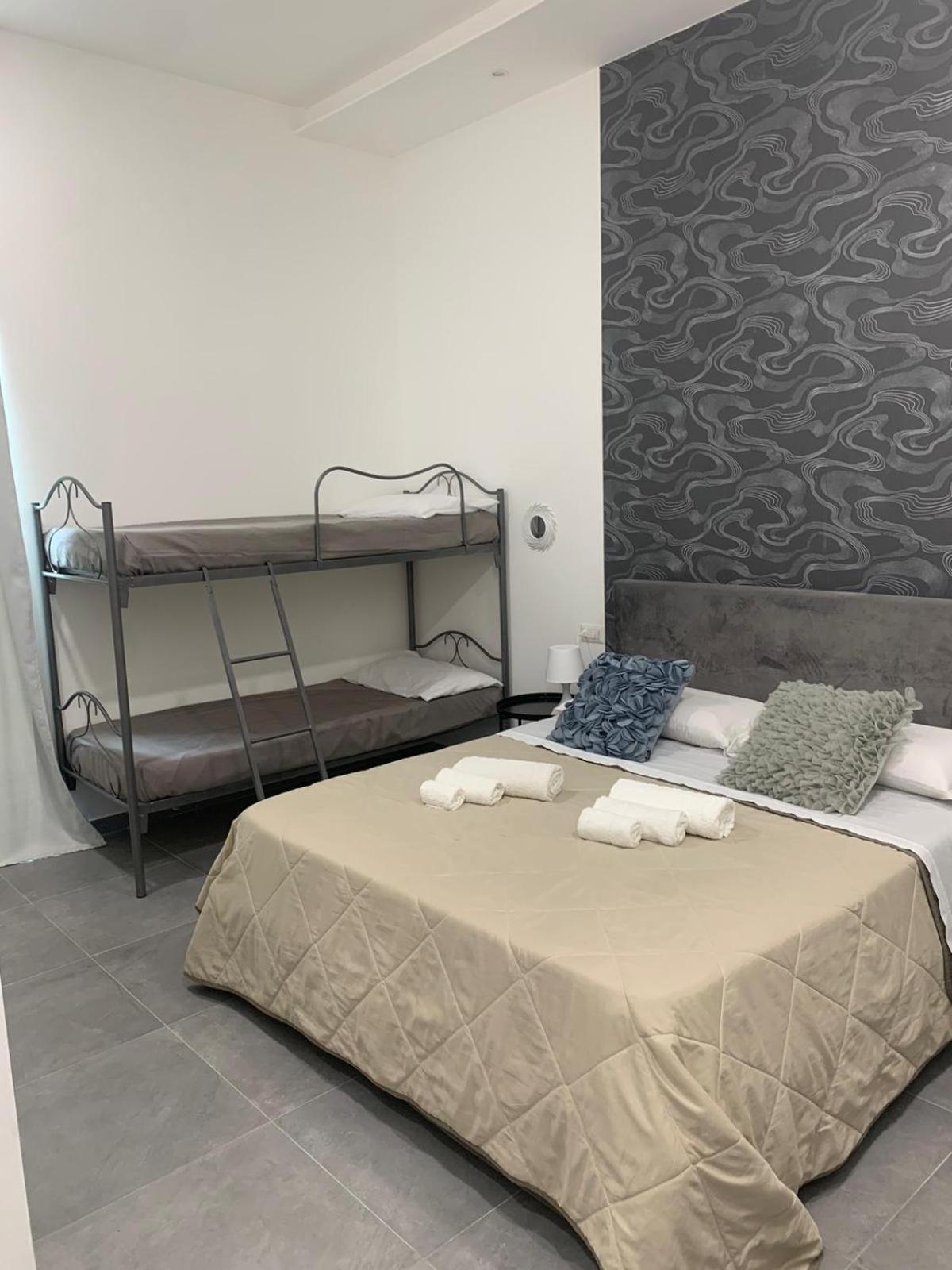 Napoli Skyport Bed & Breakfast Ngoại thất bức ảnh