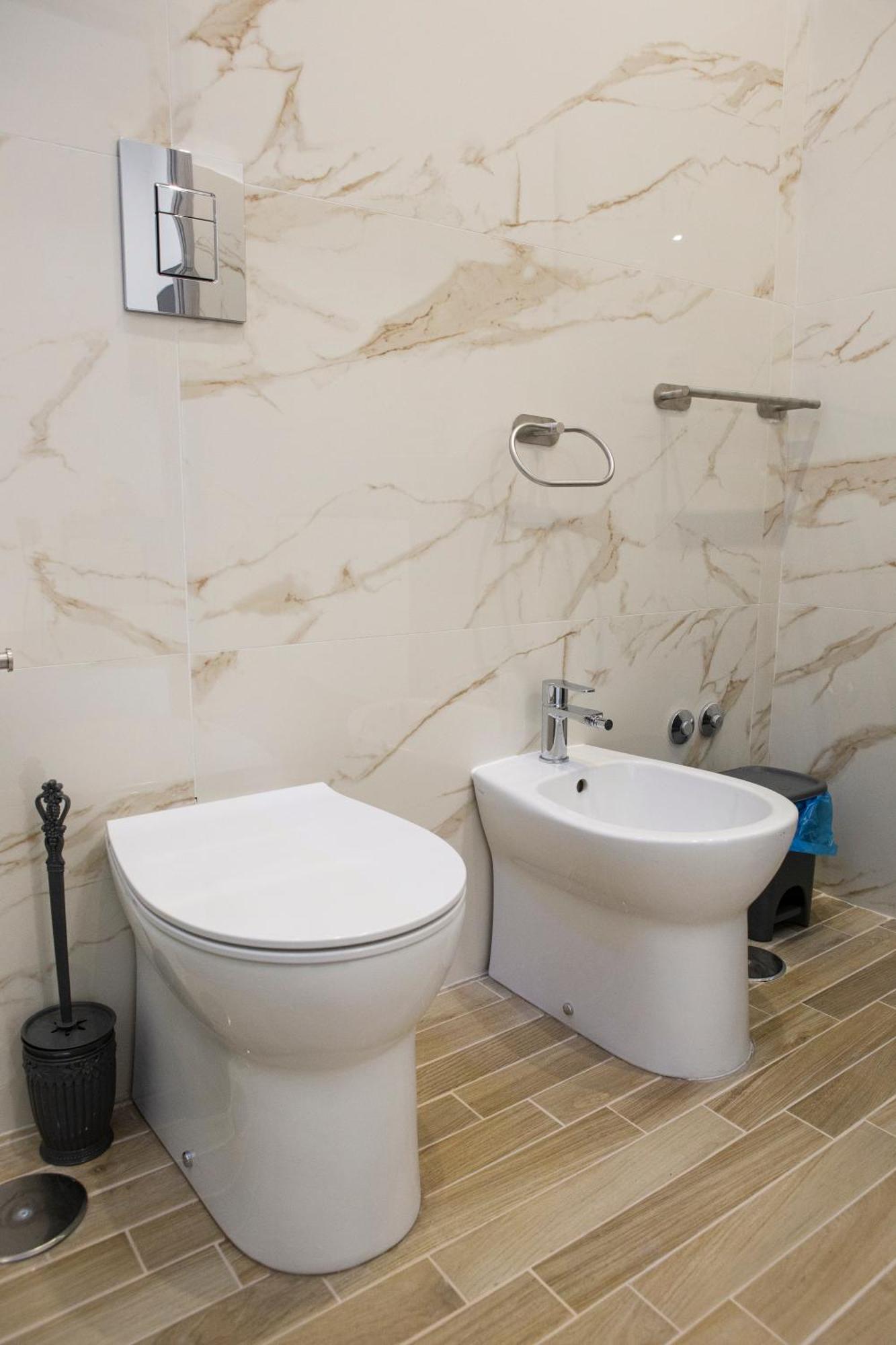 Napoli Skyport Bed & Breakfast Ngoại thất bức ảnh